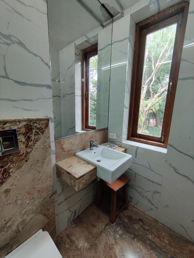 Capital Hotel Bombay Extérieur photo